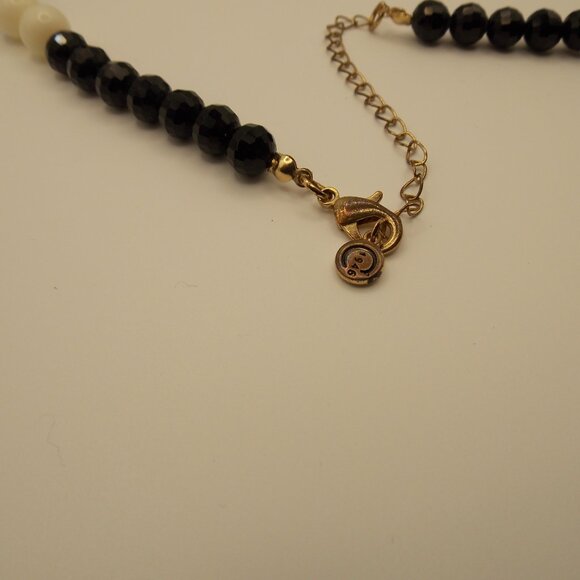 Tribal Beaded Necklace - Picture 8 of 10